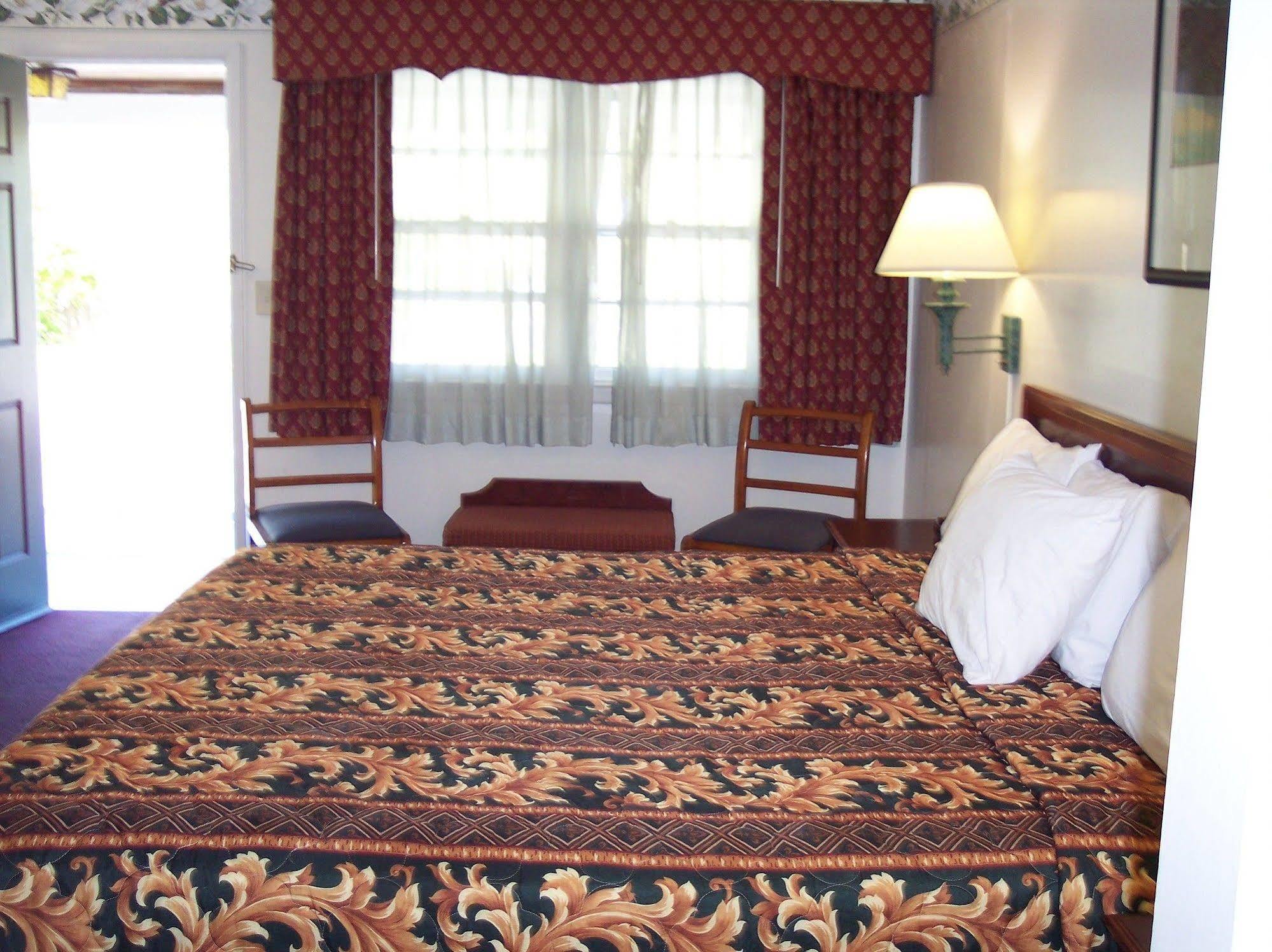 Shore Hills Motel Manasquan Exterior photo